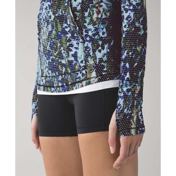 Lululemon Run UPF50+ Lightweight Hooded Slim Long Sleeve 4 Floral Black NWOT - Picture 6 of 13